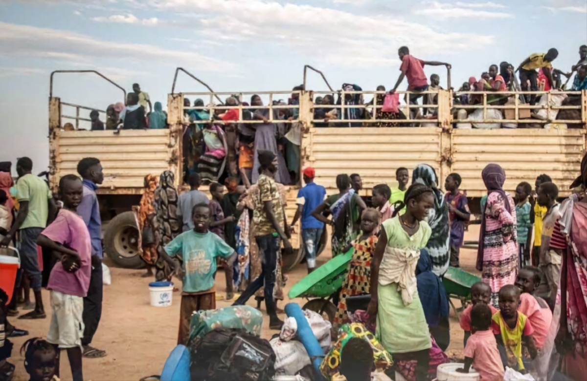 وفد أممي يطلع على أحوال اللاجئين السودانيين في الكفرة