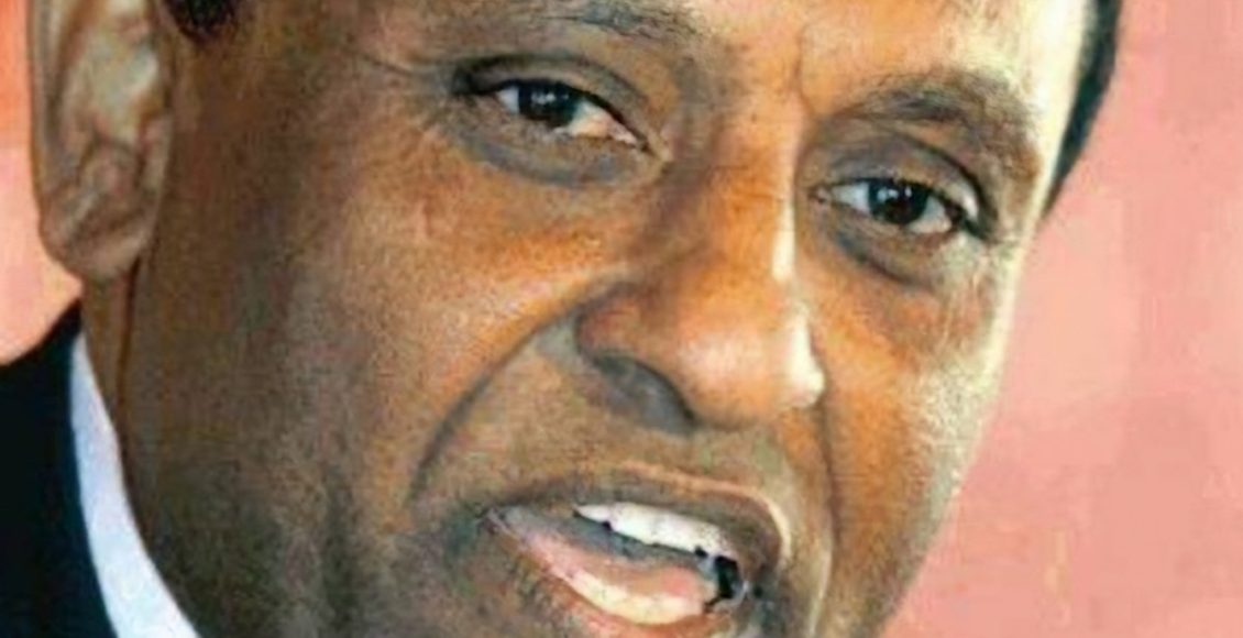 كامل إدريس